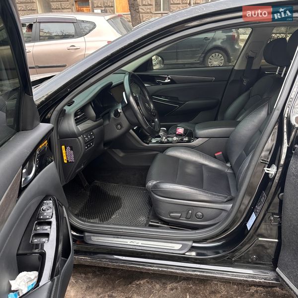 Седан Kia K7 2019 в Киеве