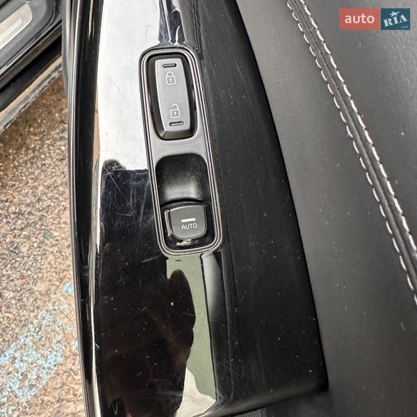 Седан Kia K7 2019 в Киеве