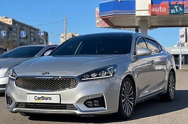 Седан Kia K7 2017 в Одессе