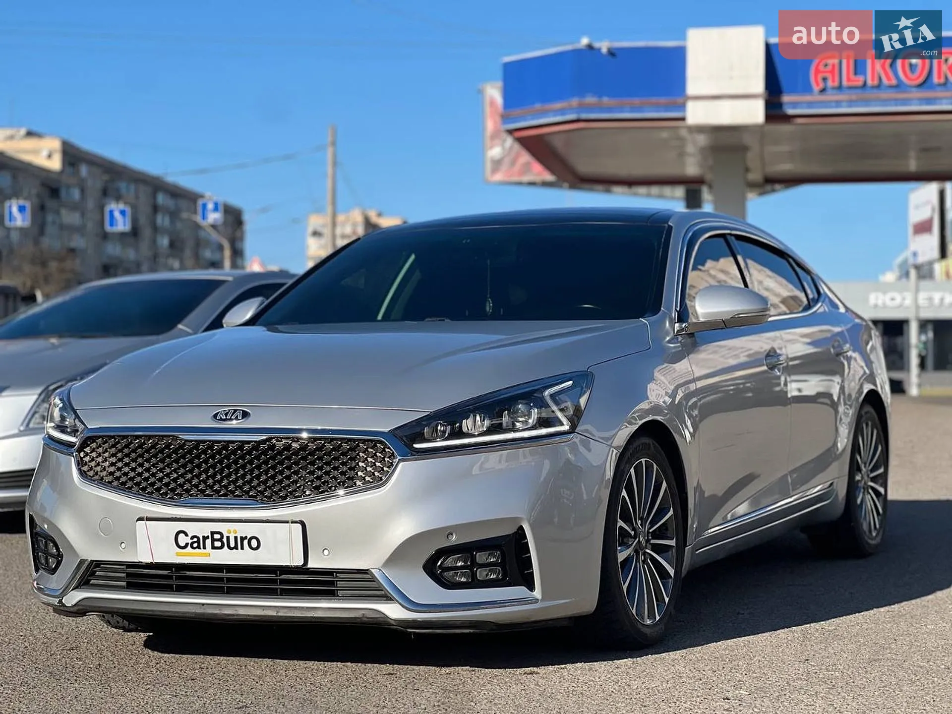 2017 Kia K7 - фото 1