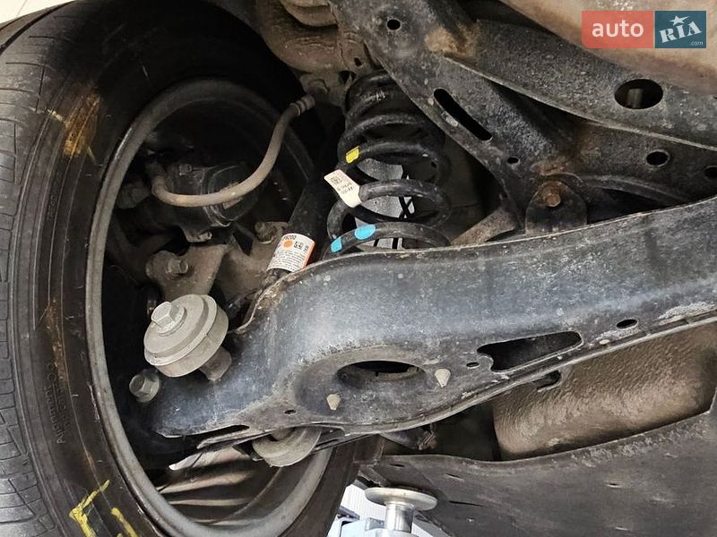 Седан Kia K7 2017 в Одессе