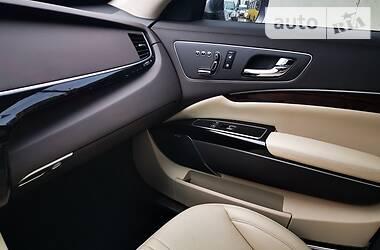 Седан Kia K900 2016 в 