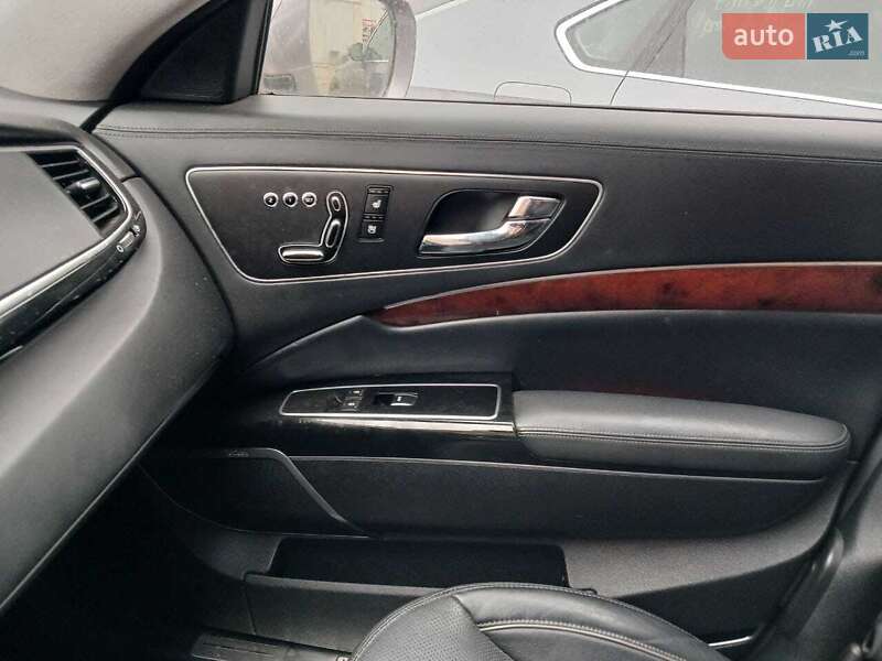 Седан Kia K900 2015 в Киеве фото 6 Седан Kia K900 2015 в Киеве