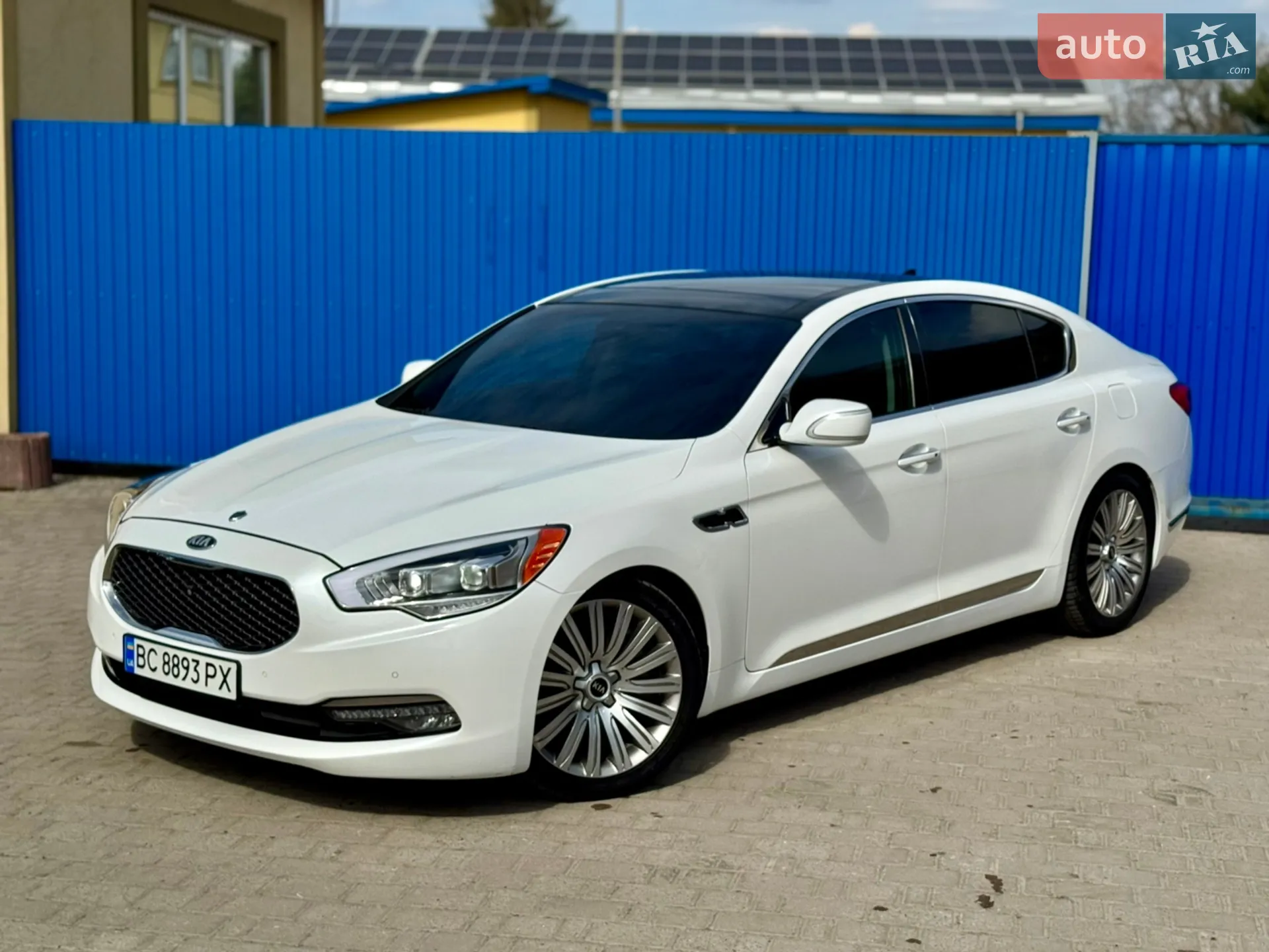 Kia K900 2015