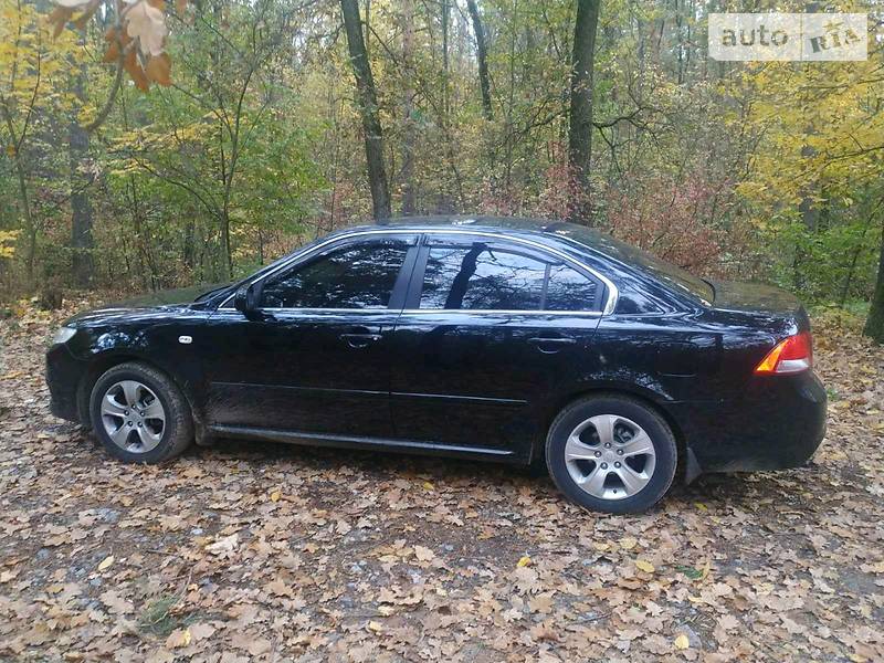 Седан Kia Magentis 2009 в Черкасах