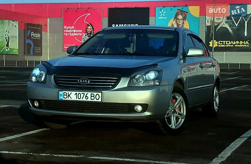 Седан Kia Magentis 2006 в Ровно