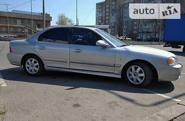 Седан Kia Magentis 2004 в 
