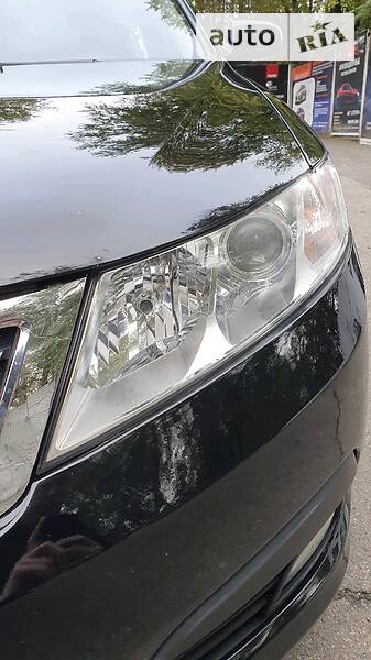 Седан Kia Magentis 2009 в Днепре
