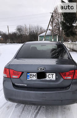 Седан Kia Magentis 2009 в Сумах