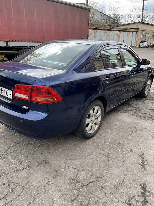 Седан Kia Magentis 2006 в Буче