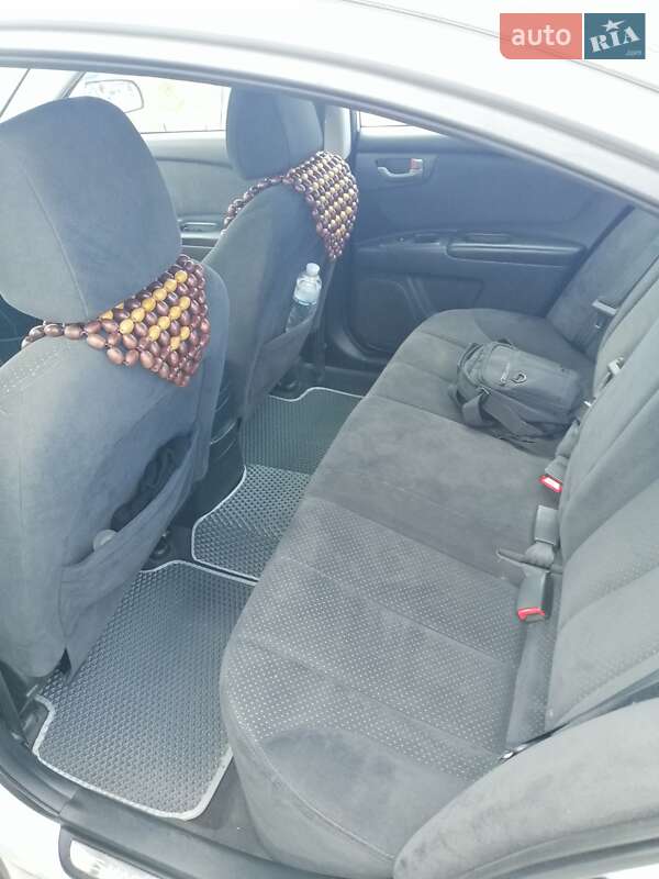 Седан Kia Magentis 2007 в Києві