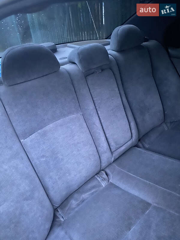 Седан Kia Magentis 2003 в Изяславе