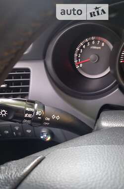 Седан Kia Magentis 2009 в 