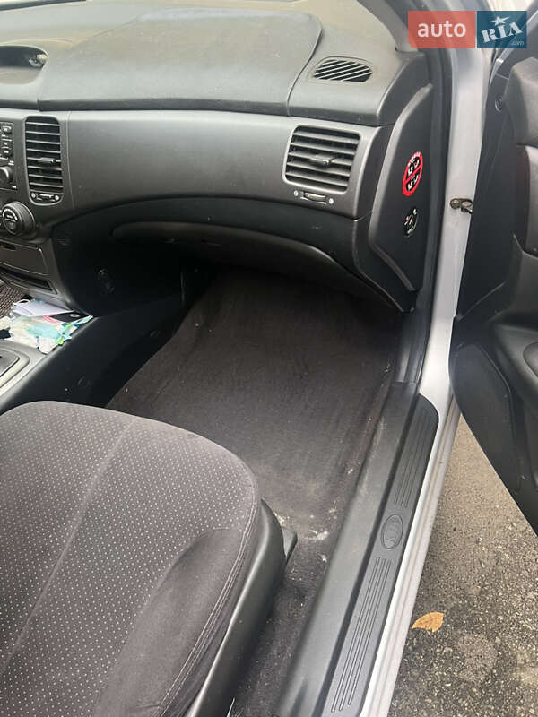 Седан Kia Magentis 2006 в Киеве