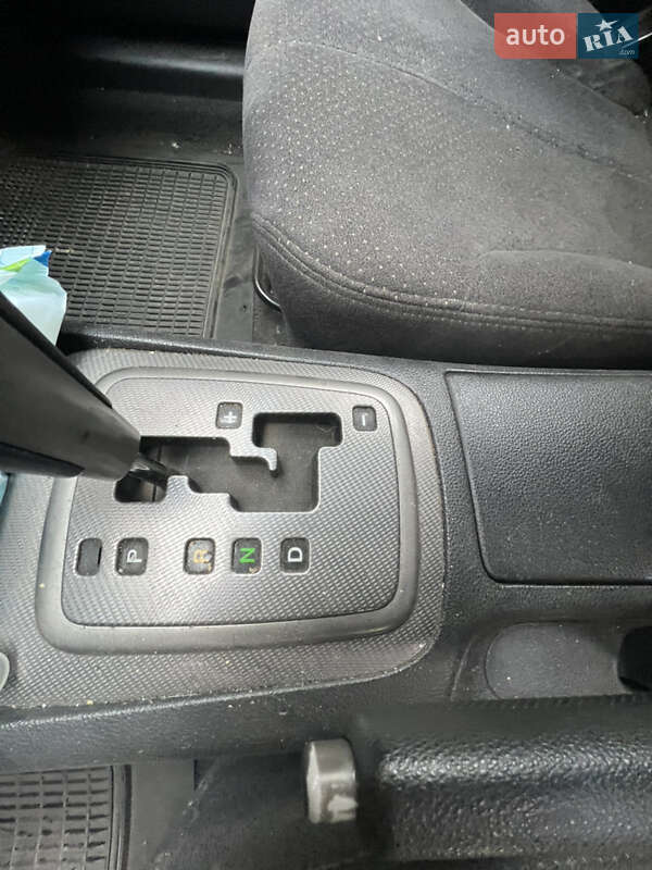 Седан Kia Magentis 2006 в Киеве