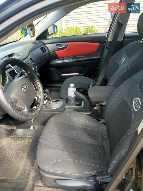 Седан Kia Magentis 2008 в Киеве