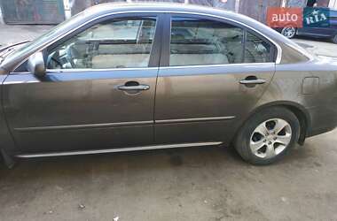 Седан Kia Magentis 2008 в Львові