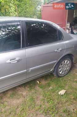 Седан Kia Magentis 2004 в Монастириській