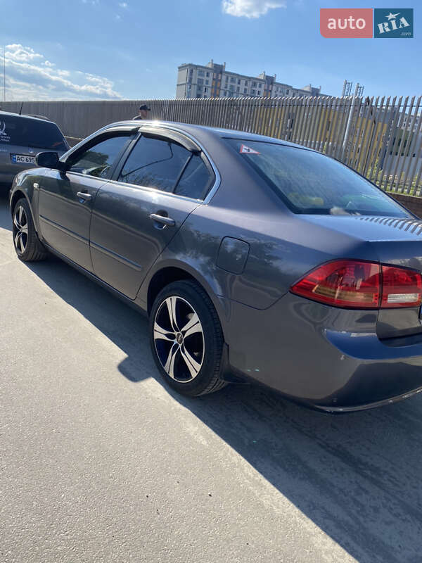Седан Kia Magentis 2007 в Петропавлівській Борщагівці