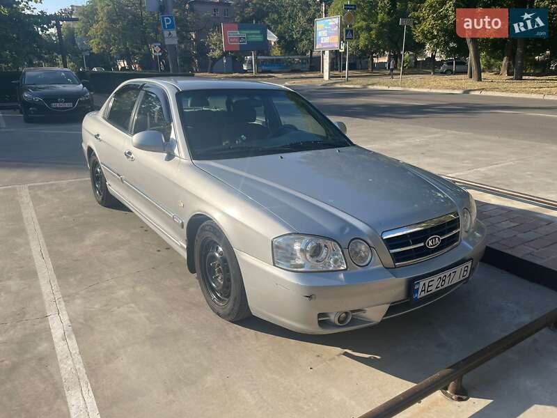 Седан Kia Magentis 2006 в Днепре