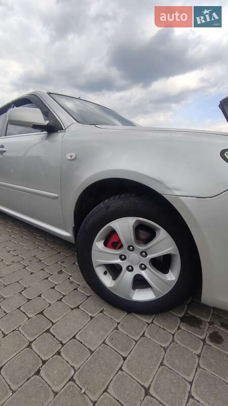 Седан Kia Magentis 2009 в Надвірній