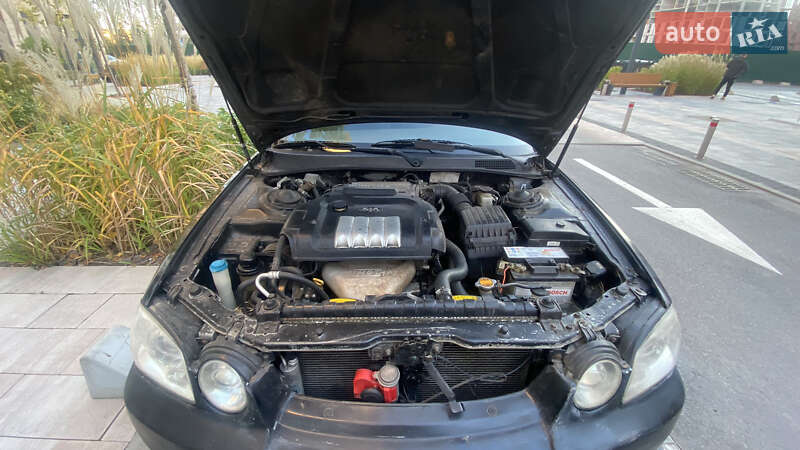 Седан Kia Magentis 2005 в Киеве