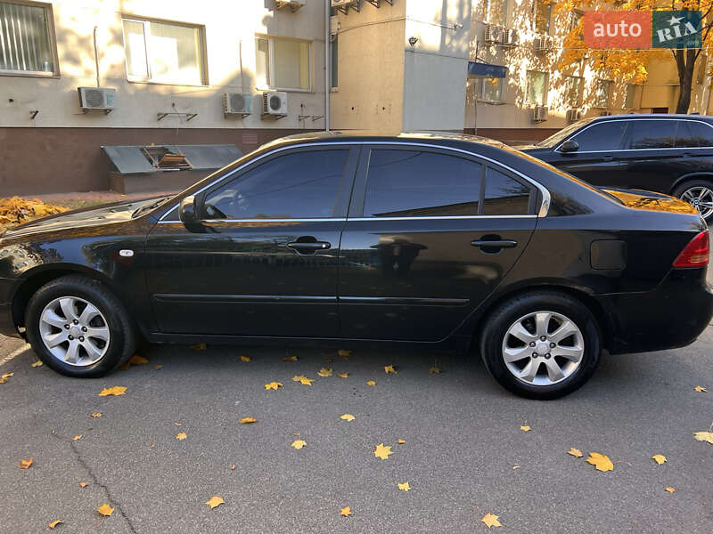 Седан Kia Magentis 2008 в Киеве