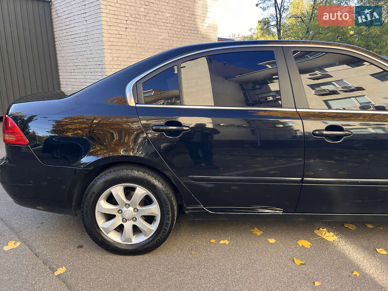 Седан Kia Magentis 2008 в Киеве