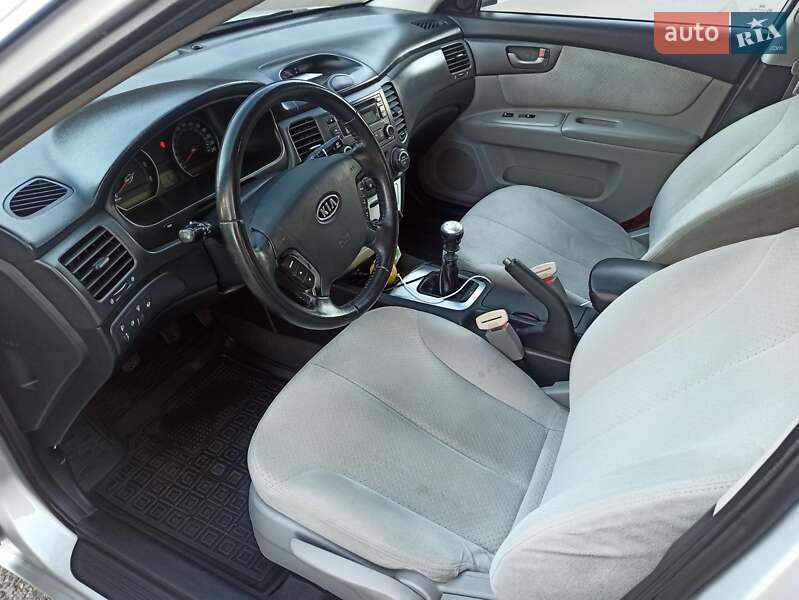 Седан Kia Magentis 2007 в Одессе