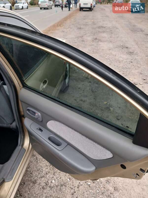 Седан Kia Magentis 2001 в Києві