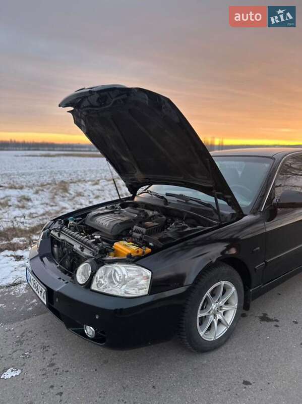 Седан Kia Magentis 2004 в Летичіві