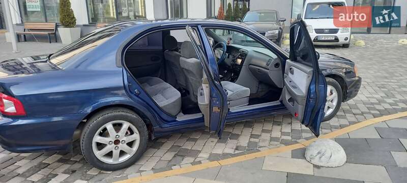 Седан Kia Magentis 2003 в Ивано-Франковске
