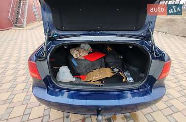 Седан Kia Magentis 2006 в 