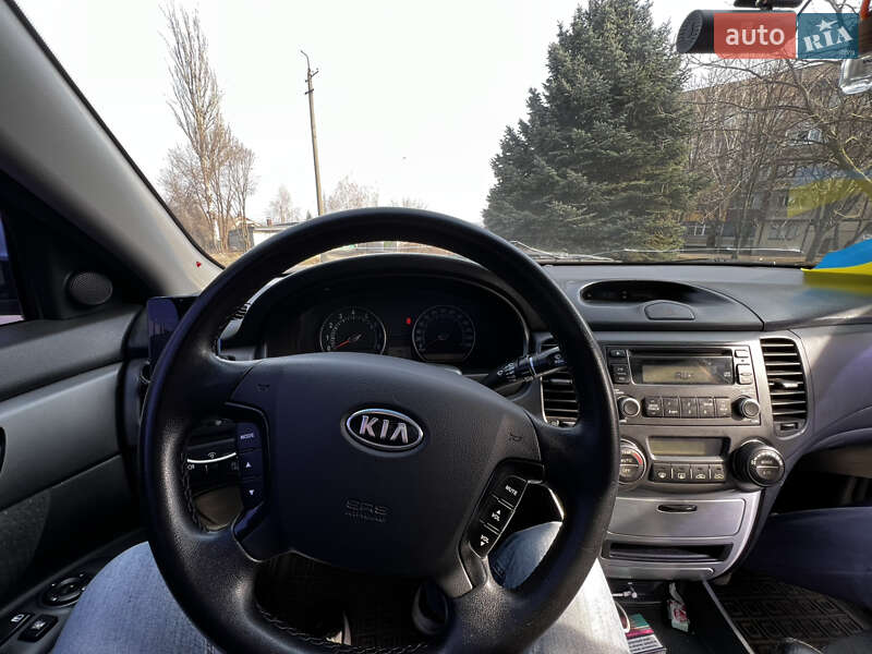 Седан Kia Magentis 2008 в Кривом Роге