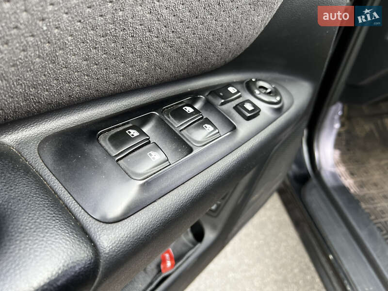Седан Kia Magentis 2008 в Кривому Розі