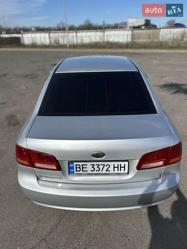 Седан Kia Magentis 2007 в Первомайске