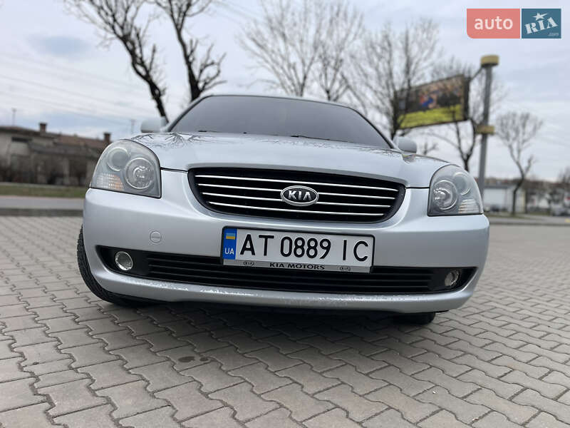 Седан Kia Magentis 2006 в Івано-Франківську