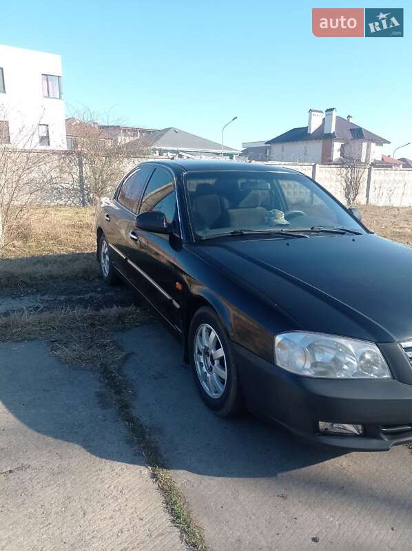 Седан Kia Magentis 2001 в 