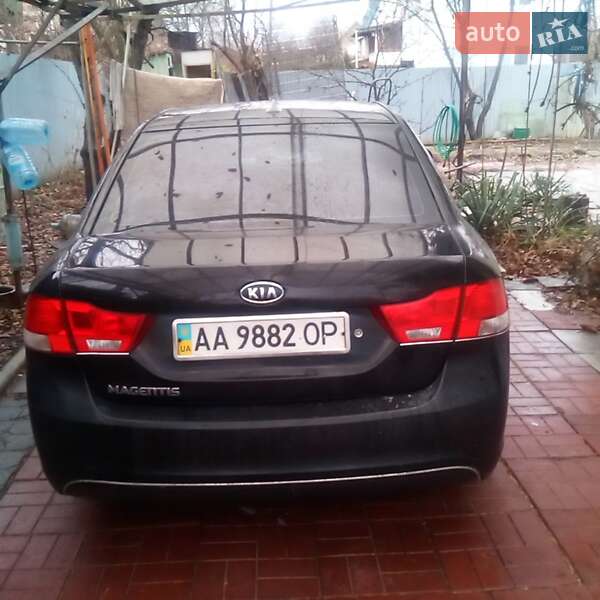 Седан Kia Magentis 2009 в 
