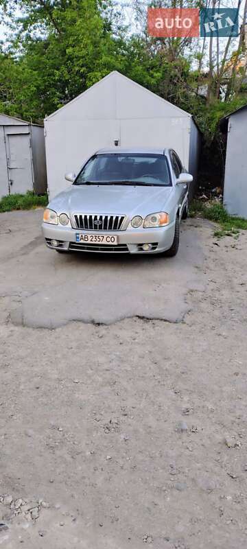 Седан Kia Magentis 2003 в Могилев-Подольске