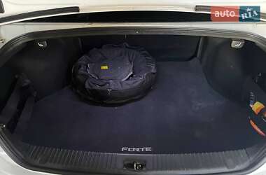 Седан Kia Magentis 2008 в 