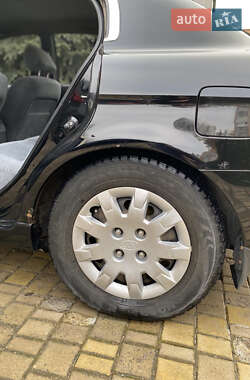 Седан Kia Magentis 2006 в 
