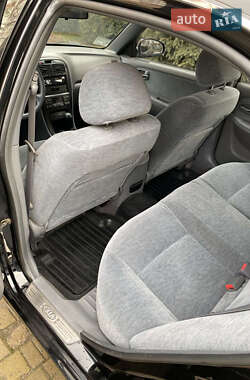 Седан Kia Magentis 2006 в 