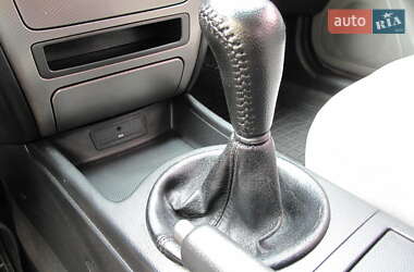 Седан Kia Magentis 2008 в 