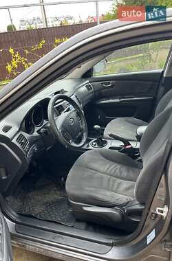 Седан Kia Magentis 2009 в 