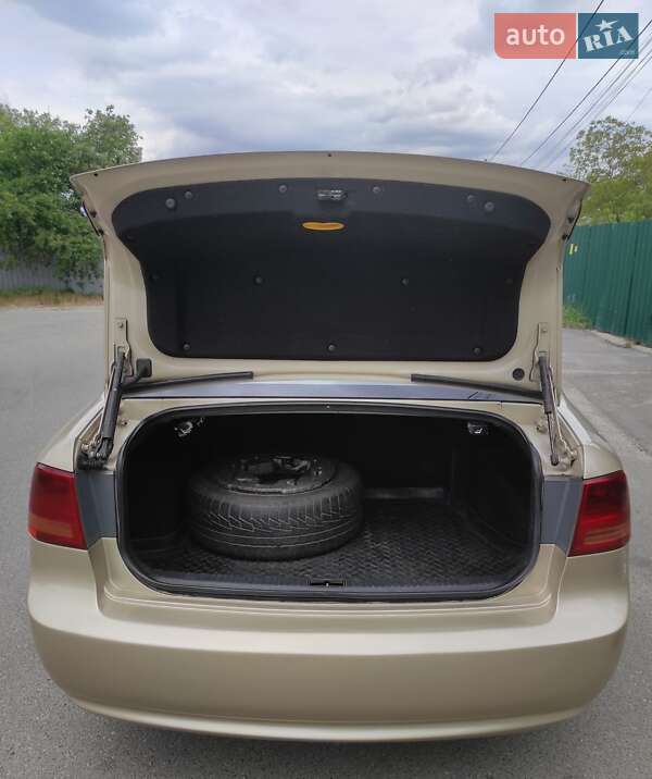 Седан Kia Magentis 2008 в Киеве