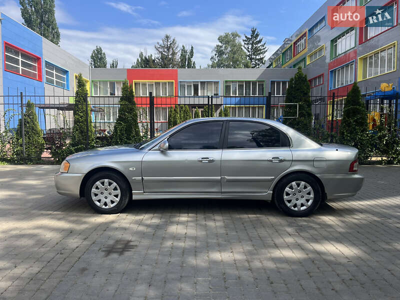 Седан Kia Magentis 2002 в Одессе