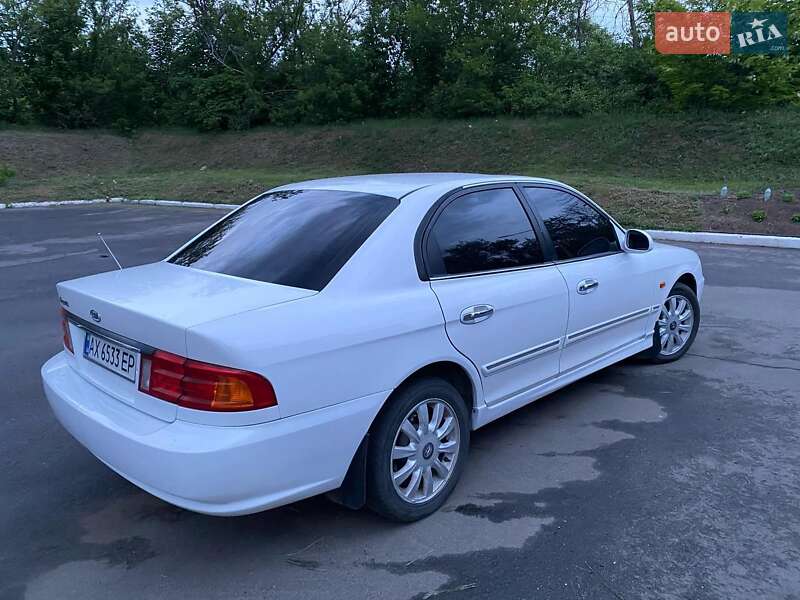 Седан Kia Magentis 2001 в Краматорську