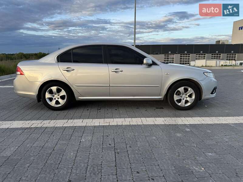 Седан Kia Magentis 2008 в Львове