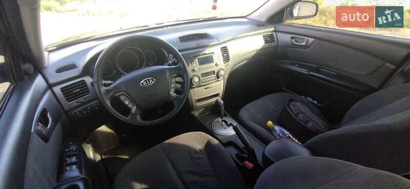 Седан Kia Magentis 2009 в Днепре